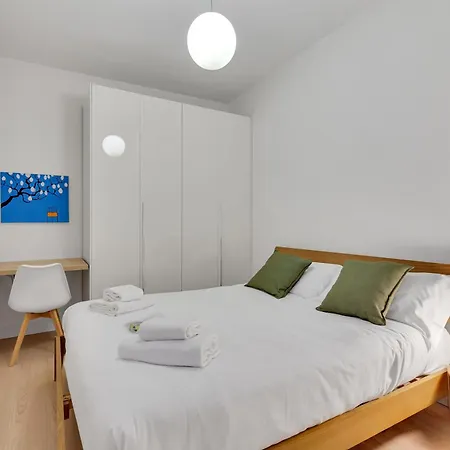 San Cristoforo M4 - Quiet & Bright Apartment